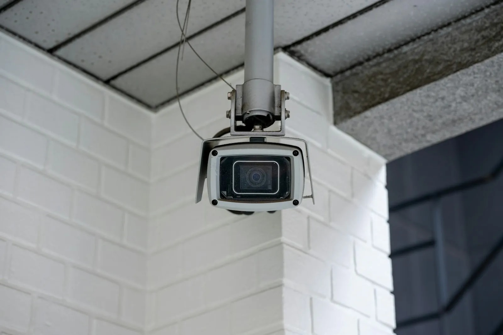 Smart Home Devices That Don't Work in Dubai (And What to Buy Instead) (2026)