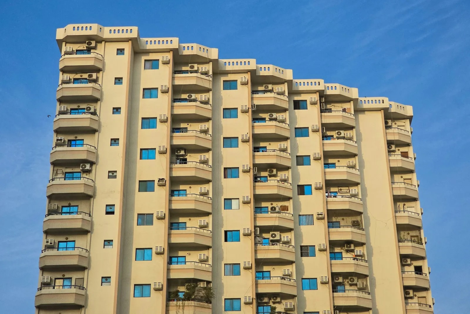 DEWA Smart Meters and Smart Homes: What Yours Can and Cannot Do (2026)
