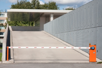 smart gate barrier system in dubai